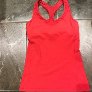 Lululemon top